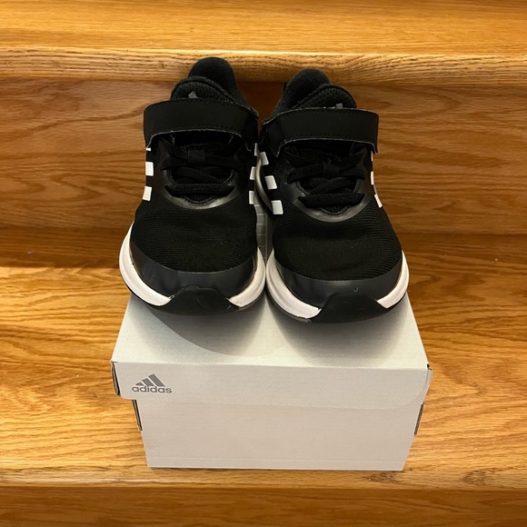 Adidas Forta Run Sneakers - Picture 4 of 5